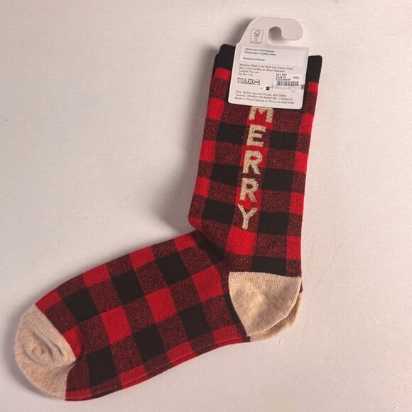 Maurices Holiday Season MERRY   Style Crew Socks Accessories   Sz OS  NWT - Picture 6 of 6
